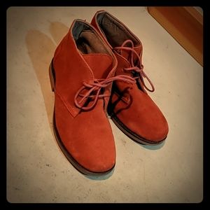 Hush puppies shoes. Size 7.5